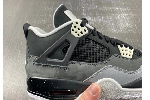 626969-030  Retro Jordan 4 Fear 626969-030 Pack 1110